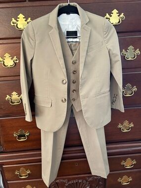 Crewcuts Italian Chino 3 Piece Boys Suit Size 8